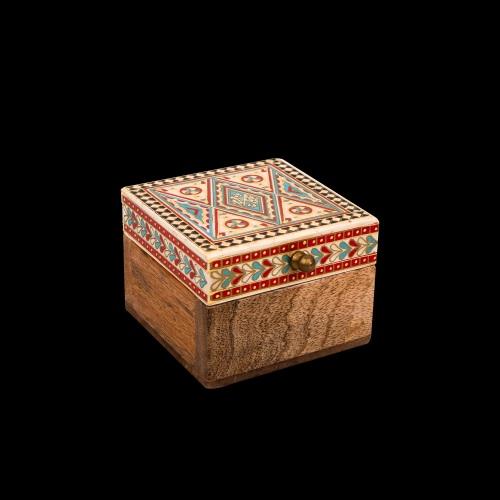 حافظة بخور أندلس - خشبية مربعة بغطاء فني ملون