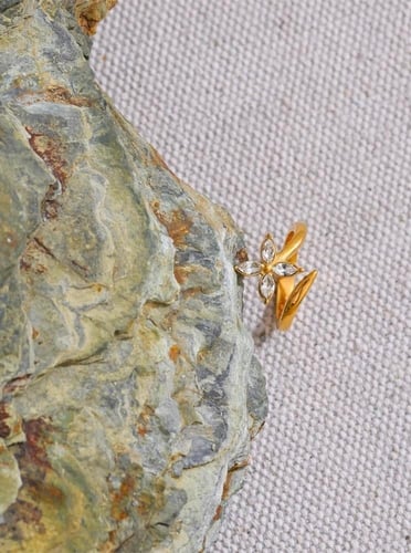 خاتم الزهرة الذهبية قابل للتعديل