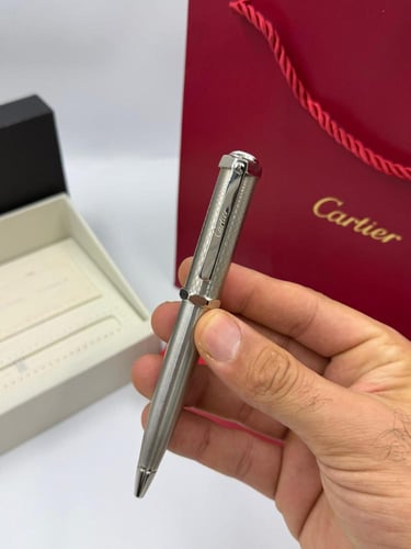 طقم ساعة سبحة وقلم—