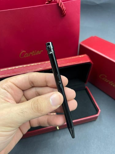 قلم بولبوينت اسود