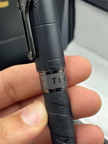 قلم مونت بلانك - اسود ذهبي