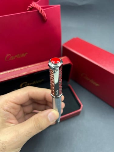 قلم كارتير دومو احمر