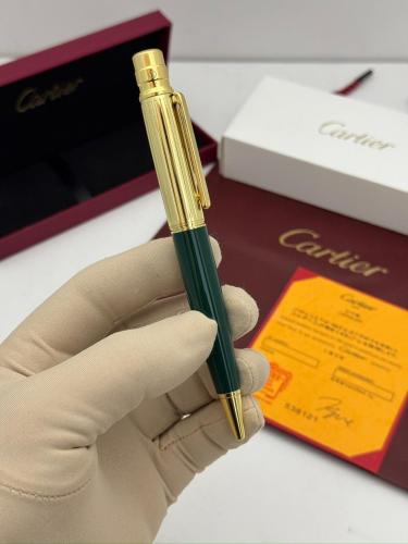 قلم سانتوس اخضر