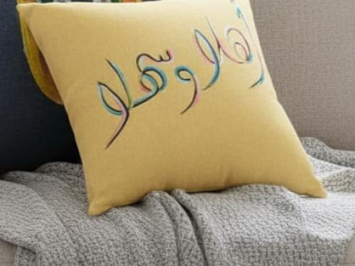 Write your own words on your cover cushion Write a...