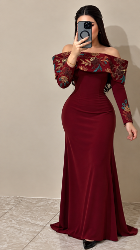 فستان باربي تطريز زهري