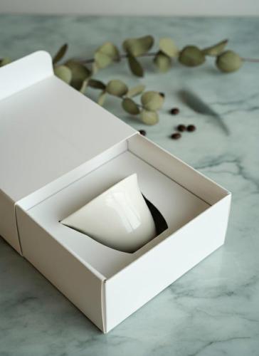 فنجان بعلبة