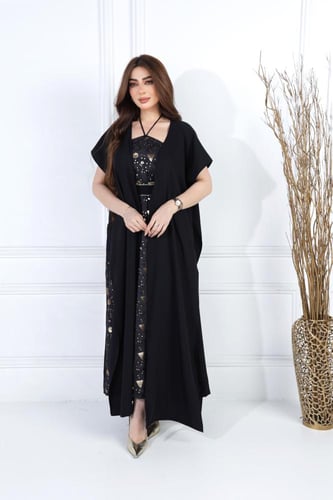 جلابية مطرزة لون أسود من قطعتين