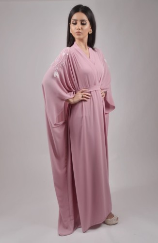 دراعة مطرزة