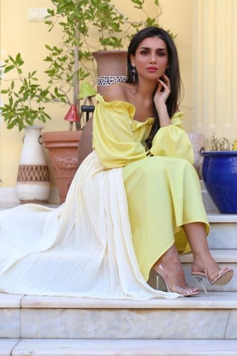 فستان مع حزام كُسر