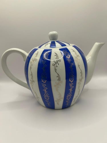 ابريق شاهي بورسلان نقشة كويتيه اشكال ومقاسات متنوع...