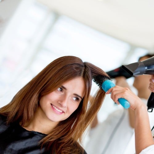 سشوار شعر وسط خفيف Medium hair Blow dry