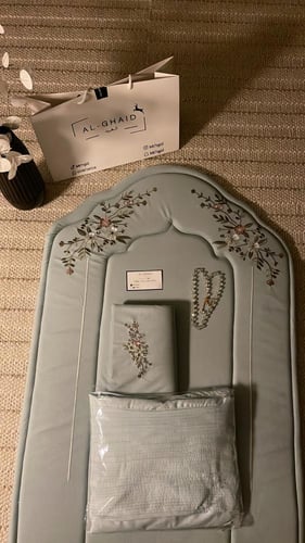 طقم صلاة السكينه اخضر فاتح