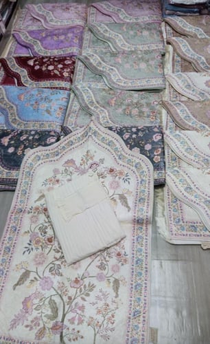 اطقم مزخرفه خفيفه