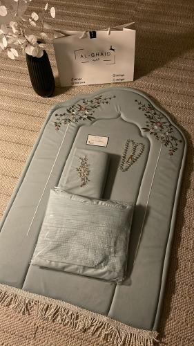 طقم صلاة السكينه اخضر فاتح