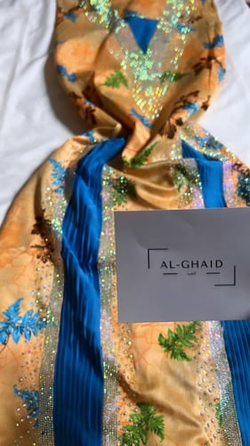 مخور عيد فخم بكسرات بدون طرحه قماش غير مفصل