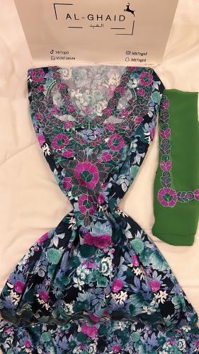 مخور حرير ملكي قماش مع طرحه