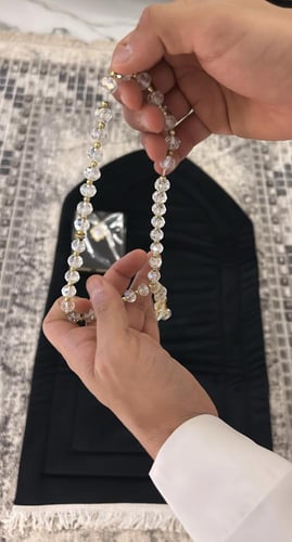 سجادة اسود رجالي