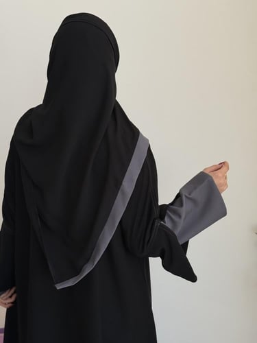 عباية غزل رمادي