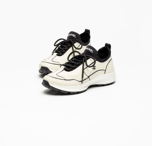 CHANEL Métiers d’Art 2026 Trainers حذاء شانيل الرياضي – مجموعةترينر ٢٠٢٦