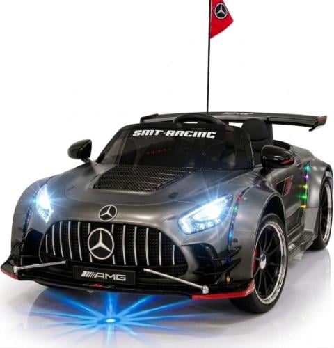 سيارة سباق مرسيدس AMG GT الرياضية