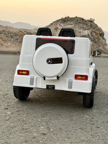 سيارة جي كلاس الفاخرة