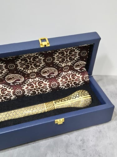 صولجان السلاطين سميك