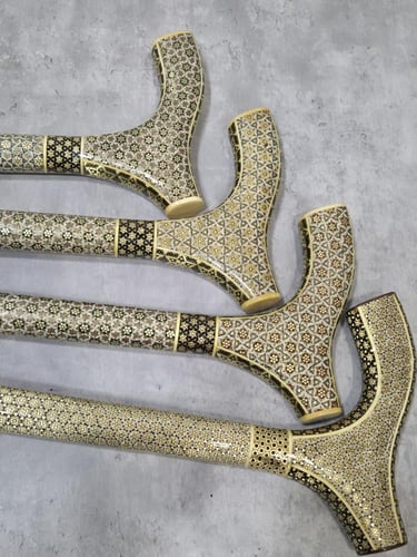 عكاز ملكي مطعم بالنحاس والعاج