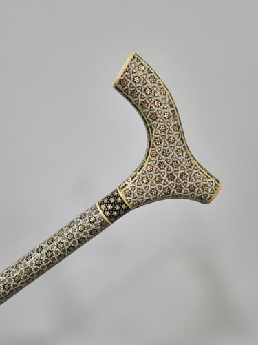 عكاز ملكي مطعم بالنحاس والعاج