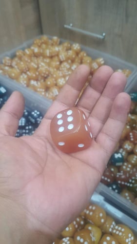 مكعبات النرد ( فاتوران صب جديد )