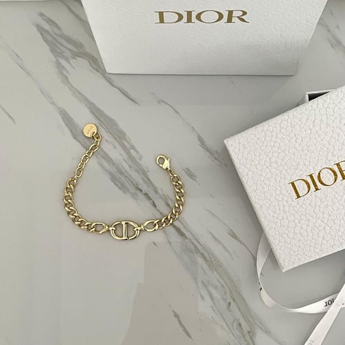 اسواره ذهبيه من ديور