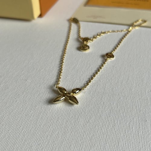 سلسال من لويس فيتون