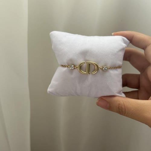 اسوارة من ديور ذهبي مطفي