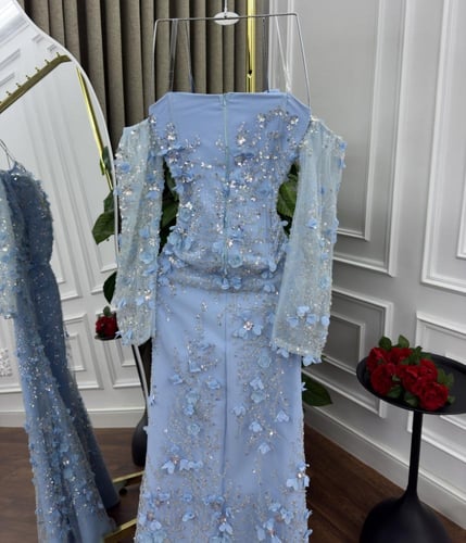 فستان سنا الغيم