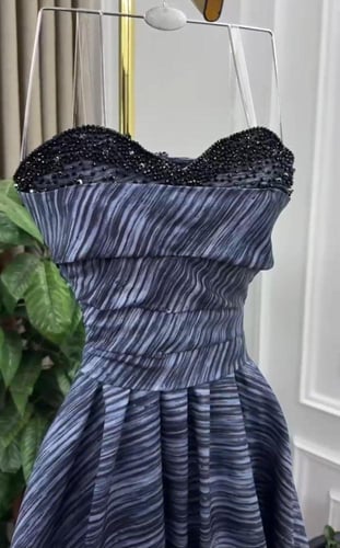 فستان نسائم الأمواج