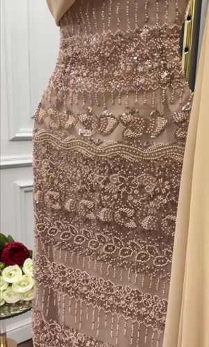 فستان أنفاس الحلم