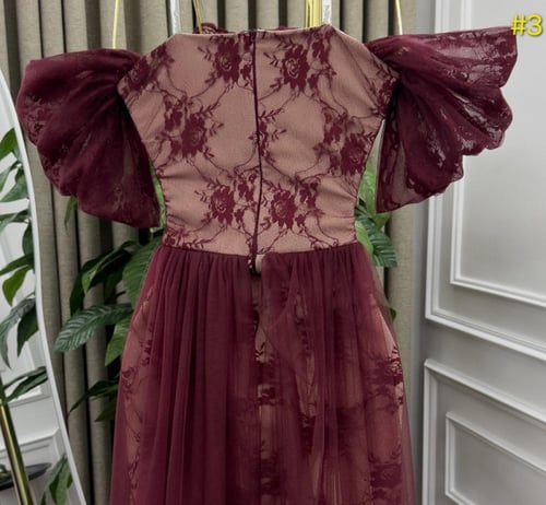 فستان الكرز الأسود