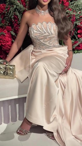فستان سهرة ميكادو بتطريز فاخر وتصميم راقي