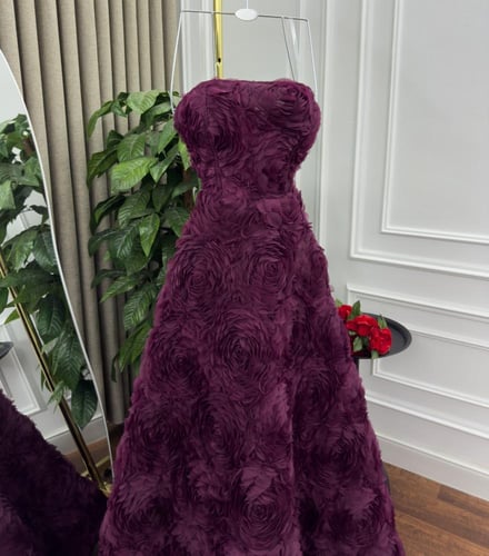 فستان أمواج الأرجوان