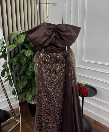 فستان قطرة العنبر