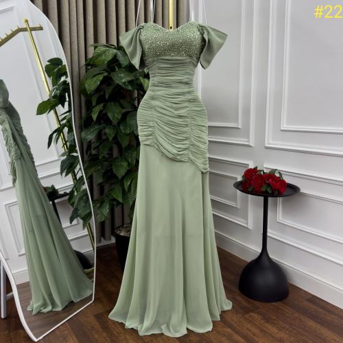 فستان وشاح الزمرد