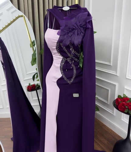 فستان أجنحة البنفسج