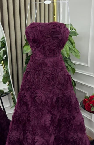 فستان أمواج الأرجوان