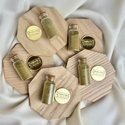 Saudi National Day distributions - Henna with wooden base - 12 pieces