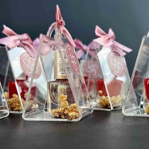 توزيعات العيد مناكير بشنطة اكريليك - 12 حبة