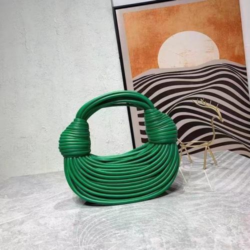 شنطة بوتيغا