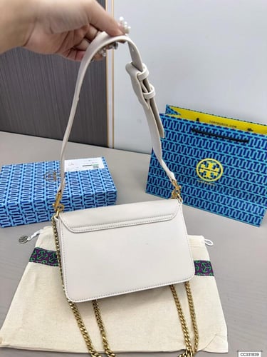 شنطة توري بورش