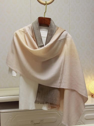 سكارف loro piana