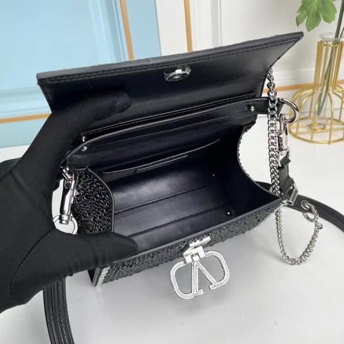 شنطه فالنتينيو