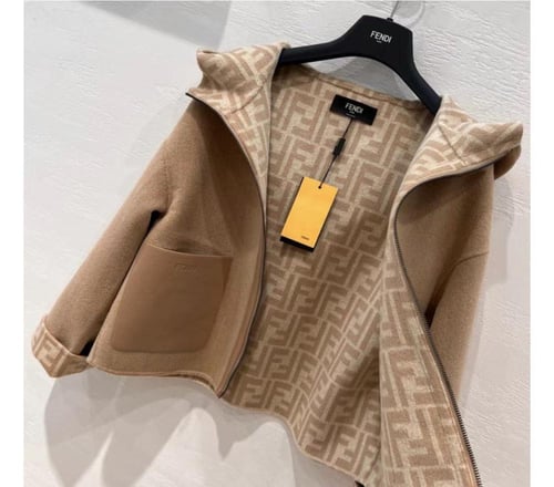 جاكيت فيندي