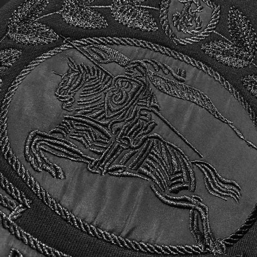 جاكيت بيربري